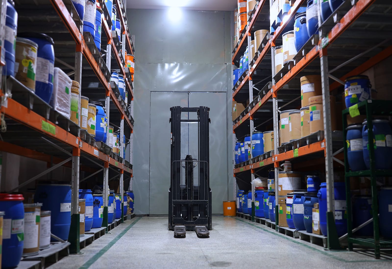 Pharmaceutical warehouse storage